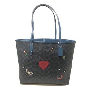 Coach City Tote in Signature Canvas
